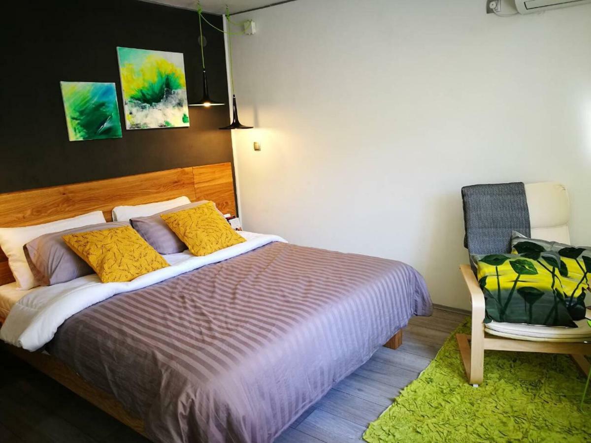 Cres Art Studio Lime Apartment Exteriér fotografie