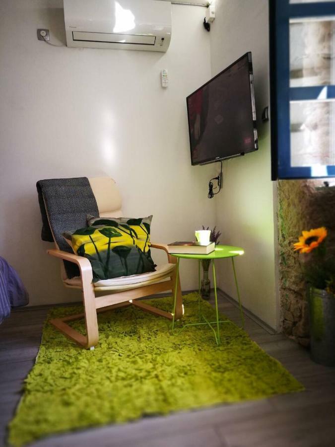 Cres Art Studio Lime Apartment Exteriér fotografie